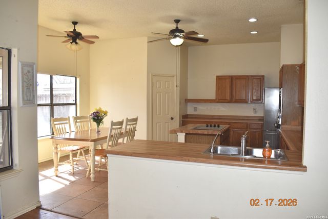 7026 Hickory Ridge, Converse, TX 78109