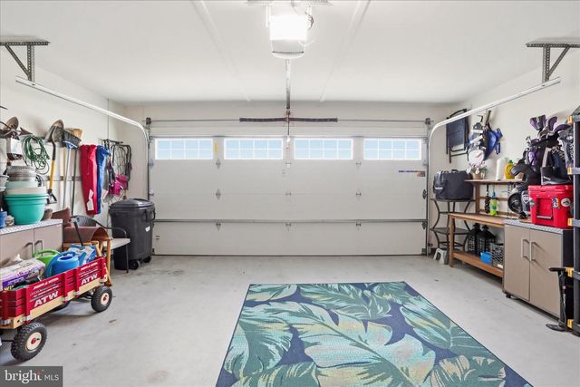 96 PHOENIX LN, Falling Waters, WV 25419