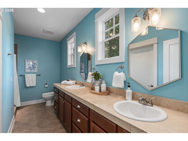 4613 Se 49TH Ave, Portland, OR 97206