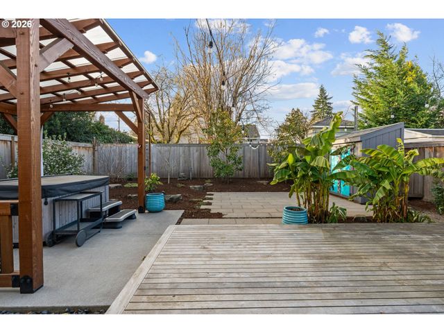 4613 Se 49TH Ave, Portland, OR 97206