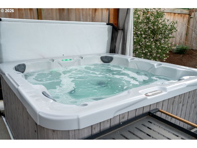 4613 Se 49TH Ave, Portland, OR 97206