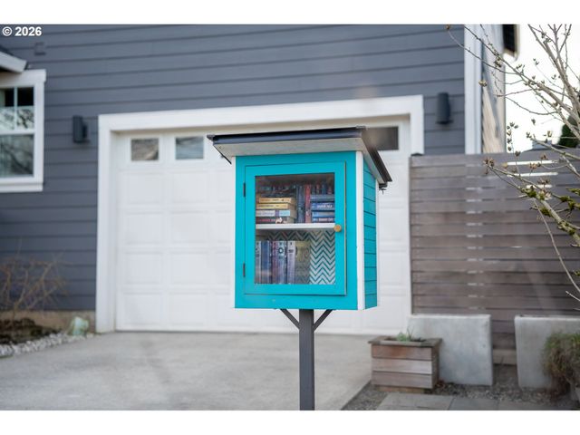 4613 Se 49TH Ave, Portland, OR 97206