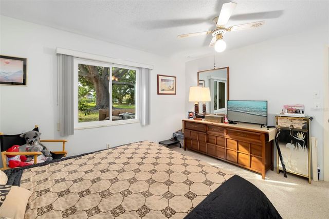 4586 MOHICAN TRAIL 147, Sarasota, FL 34233