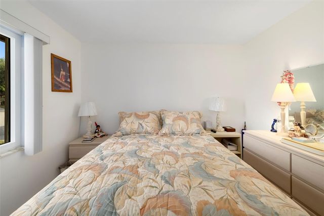4586 MOHICAN TRAIL 147, Sarasota, FL 34233
