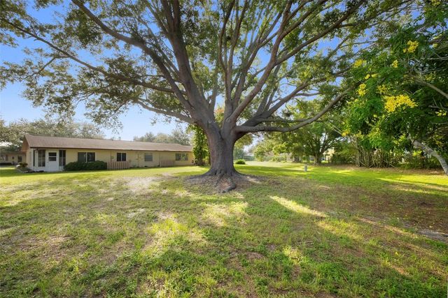 4586 MOHICAN TRAIL 147, Sarasota, FL 34233