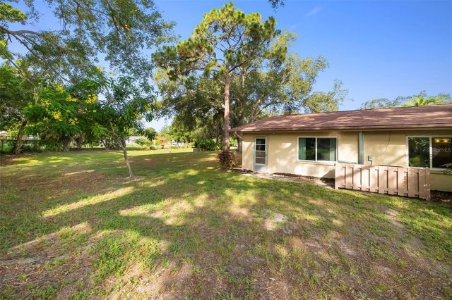 4586 MOHICAN TRAIL 147, Sarasota, FL 34233
