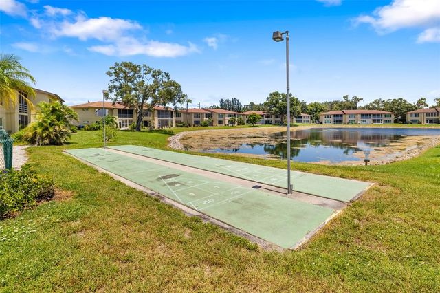 4586 MOHICAN TRAIL 147, Sarasota, FL 34233
