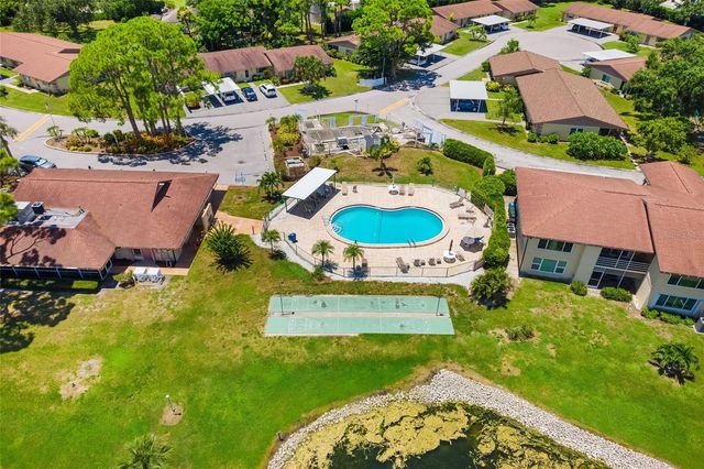 4586 MOHICAN TRAIL 147, Sarasota, FL 34233