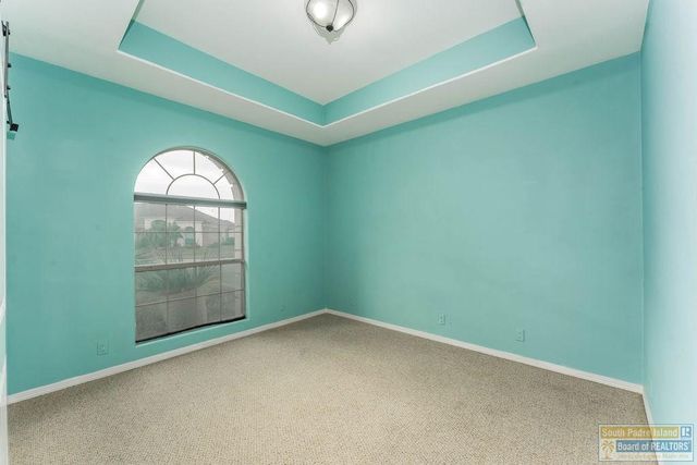 25 Hacienda Dr., Laguna Vista, TX 78578