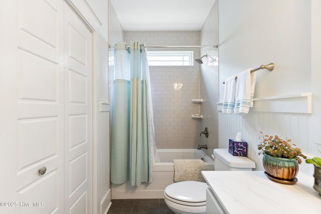 6415 Bryson Drive SW, Ocean Isle Beach, NC 28469