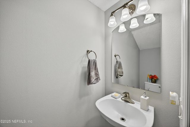 12311 KENSINGTON LAKES Drive, 1303, Jacksonville, FL 32246