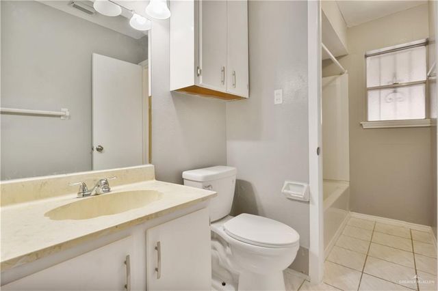 1929 Heron Avenue, Mcallen, TX 78504