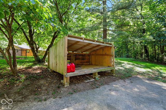 7124 E Centenary Road, Mooresville, IN 46158