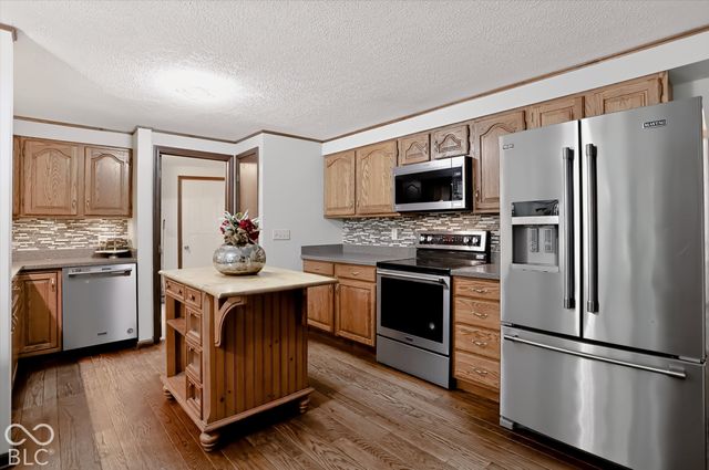 7124 E Centenary Road, Mooresville, IN 46158