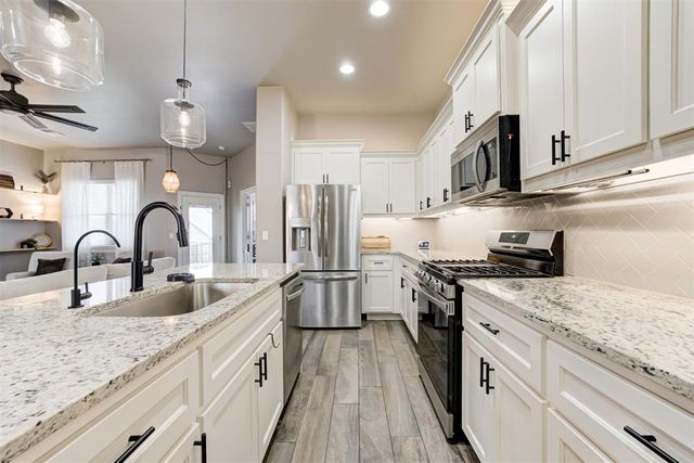 11709 NW 103rd Street, Yukon, OK 73099