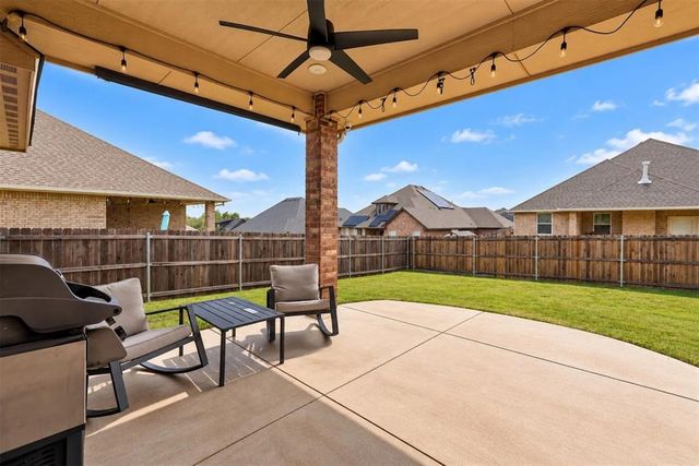 11709 NW 103rd Street, Yukon, OK 73099