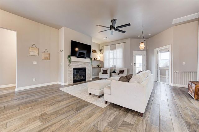 11709 NW 103rd Street, Yukon, OK 73099