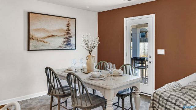 9914 Sequoyah Cove Drive SE, Owens Cross Roads, AL 35763