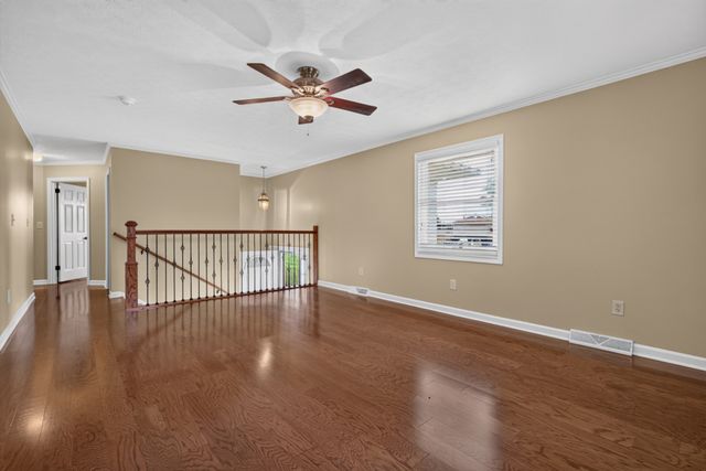225 Westgate Dr, Baxter, TN 38544