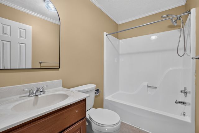 225 Westgate Dr, Baxter, TN 38544