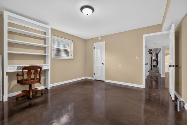 225 Westgate Dr, Baxter, TN 38544