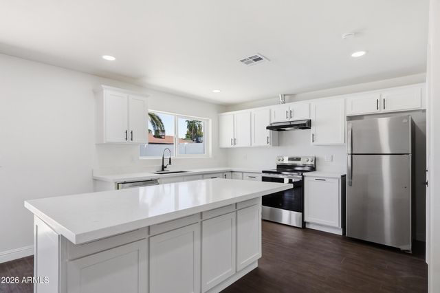3518 E Angela Drive, Phoenix, AZ 85032