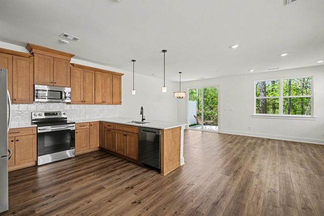 6034 Mill Tree Ct, Nashville, TN 37221