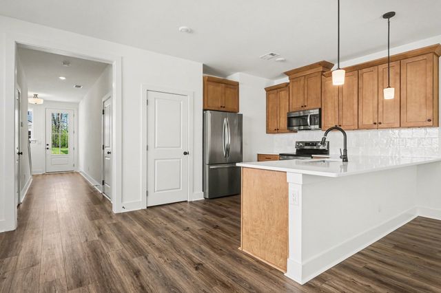 6034 Mill Tree Ct, Nashville, TN 37221