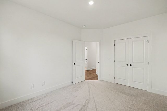 6034 Mill Tree Ct, Nashville, TN 37221