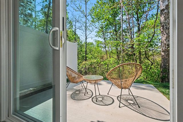 6034 Mill Tree Ct, Nashville, TN 37221