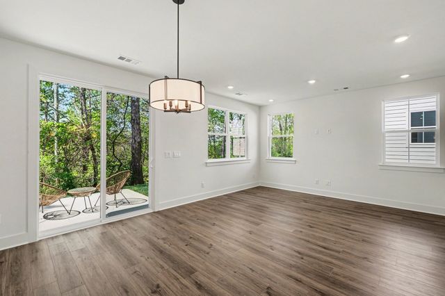 6034 Mill Tree Ct, Nashville, TN 37221
