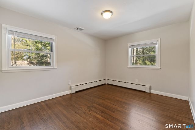 26 Forest Lane, Canton, CT 06019