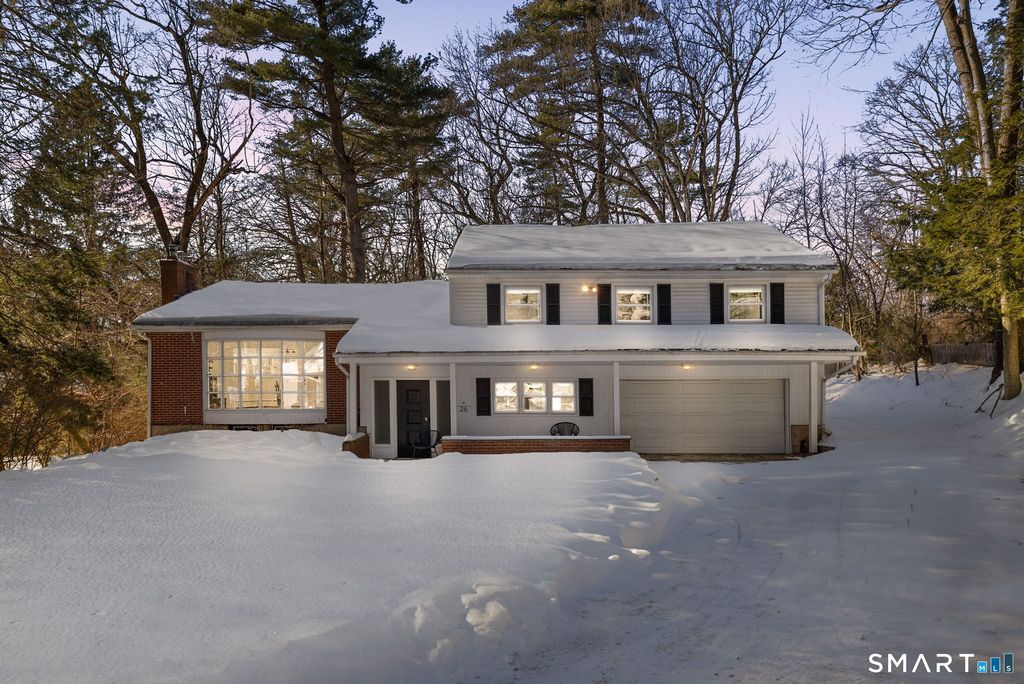 26 Forest Lane, Canton, CT 06019