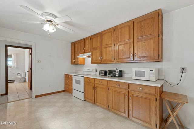 2130 Old Jonesboro Road, Chuckey, TN 37641