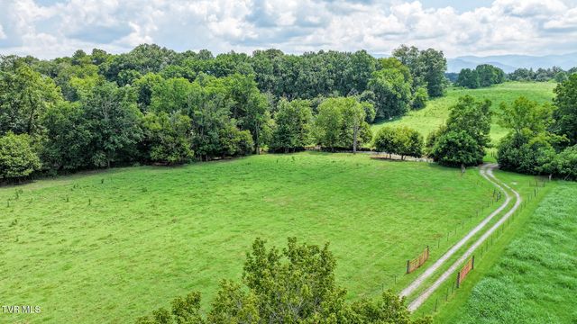 2130 Old Jonesboro Road, Chuckey, TN 37641