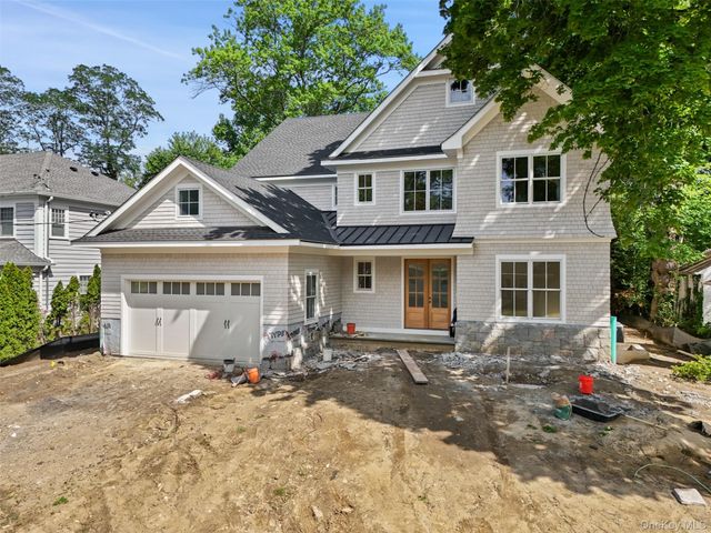 8 Crest Lane, Scarsdale, NY 10583