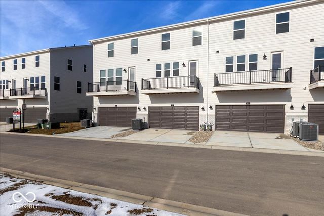 438 Elite Street, Westfield, IN 46074