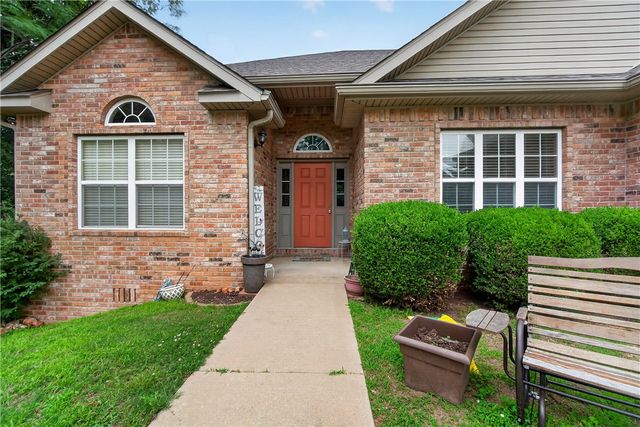 1 Webb Lane, Bella Vista, AR 72714