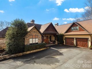 310 S Braeside Court, Asheville, NC 28803