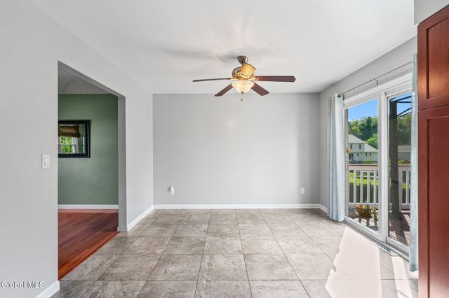19 Midway Drive, Colonie, NY 12205