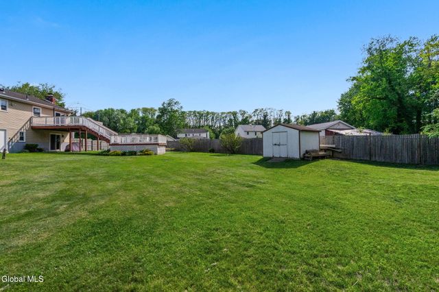 19 Midway Drive, Colonie, NY 12205