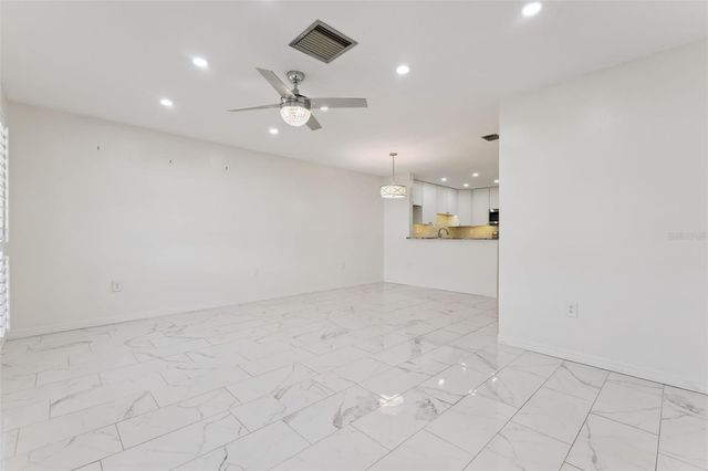 602 VILLA CIRCLE 543, Maitland, FL 32751