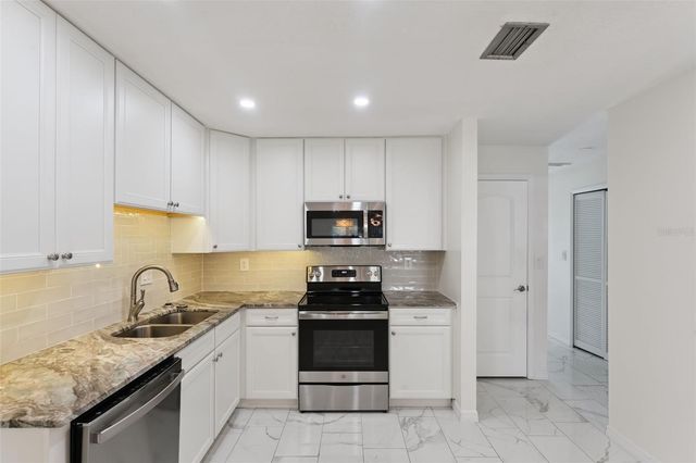 602 VILLA CIRCLE 543, Maitland, FL 32751