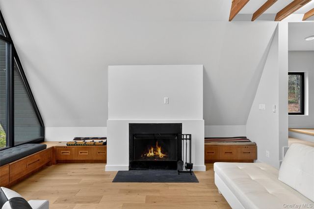 57 Forest Pond Rd, Narrowsburg, NY 12764