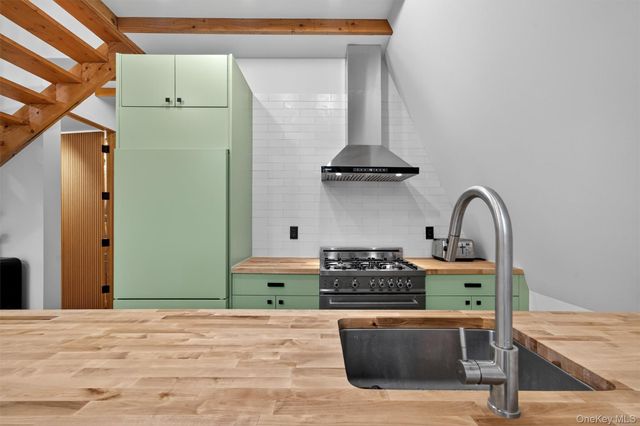 57 Forest Pond Rd, Narrowsburg, NY 12764