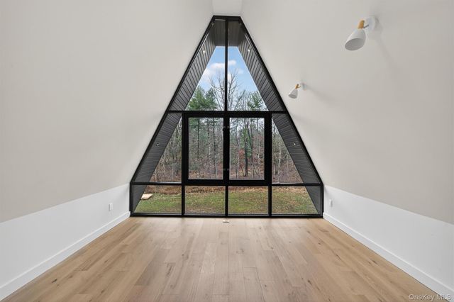 57 Forest Pond Rd, Narrowsburg, NY 12764