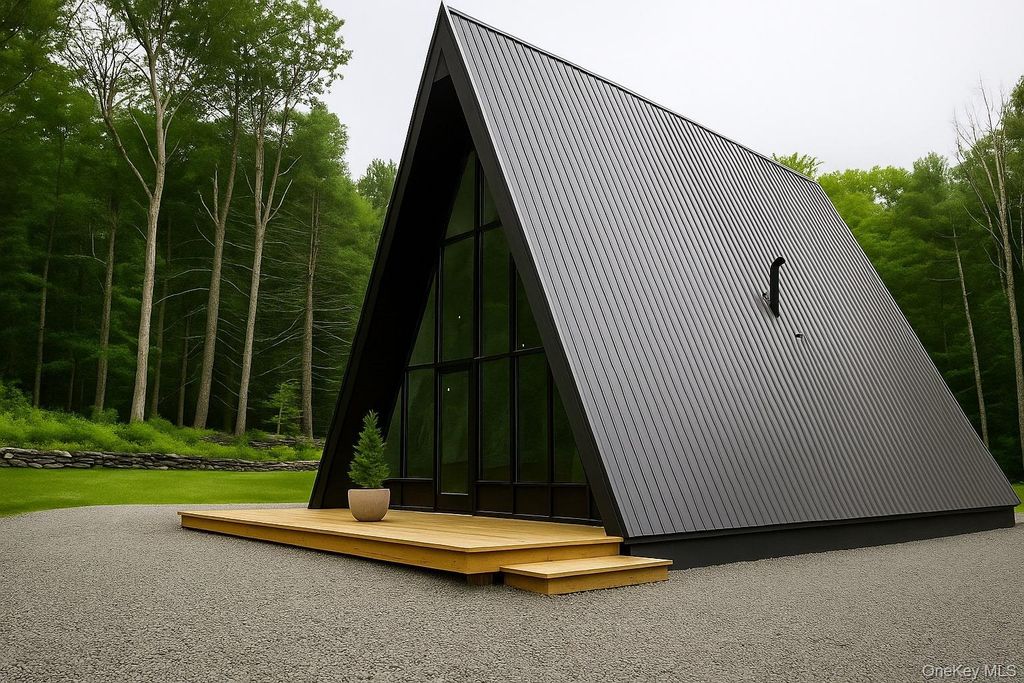 57 Forest Pond Rd, Narrowsburg, NY 12764