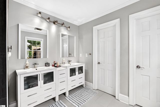 453 Longview Terrace, Greenville, SC 29605