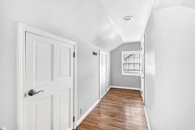 453 Longview Terrace, Greenville, SC 29605
