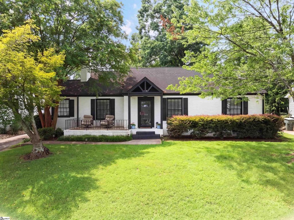 453 Longview Terrace, Greenville, SC 29605